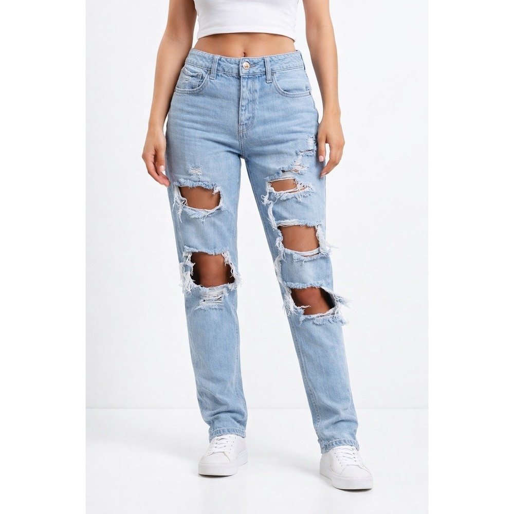 American Eagle Tomgirl Button Fly Distressed Light Wash Jeans Women's 00 Regular